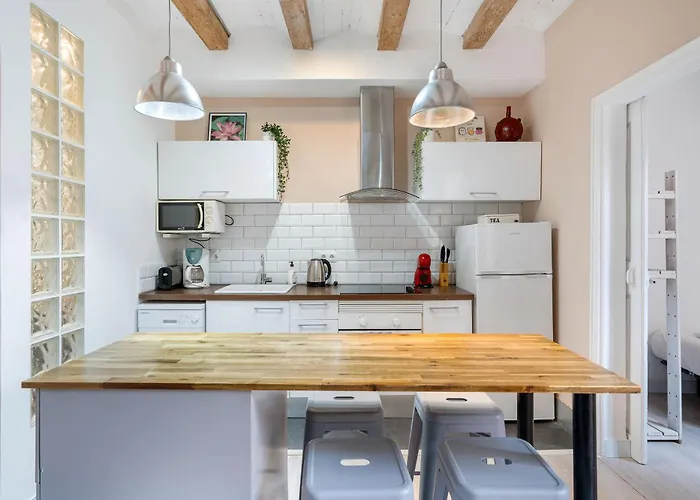 Sunny Retro Flat Balcony In Poble Sec Lejlighed