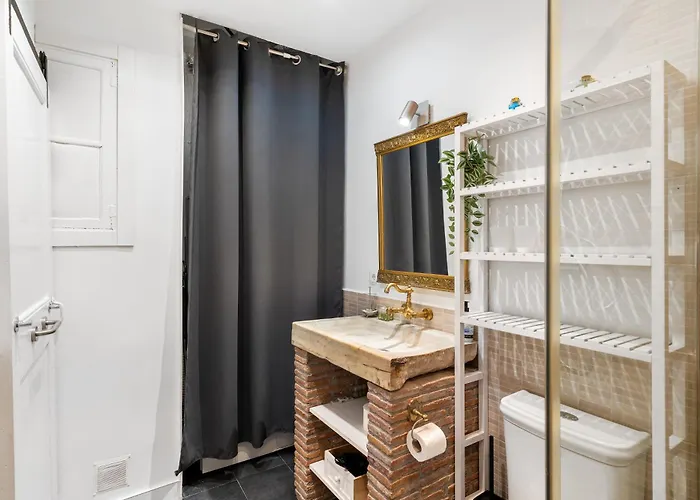 Lejlighed Sunny Retro Flat Balcony In Poble Sec *