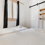 Sunny Retro Flat Balcony In Poble Sec * Barcelona