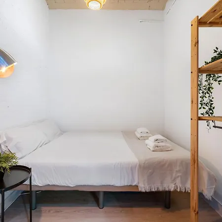 Lejlighed Sunny Retro Flat Balcony In Poble Sec *