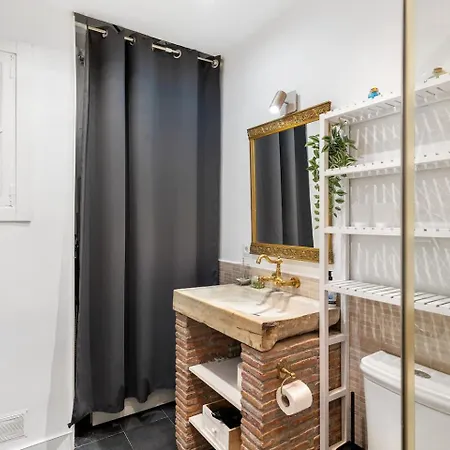 Lejlighed Sunny Retro Flat Balcony In Poble Sec *