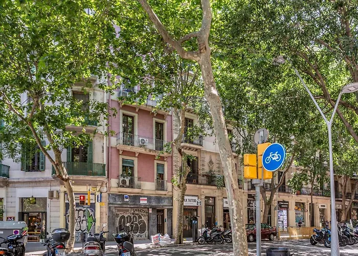Sunny Retro Flat Balcony In Poble Sec Lejlighed