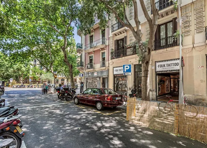 Lejlighed Sunny Retro Flat Balcony In Poble Sec Barcelona