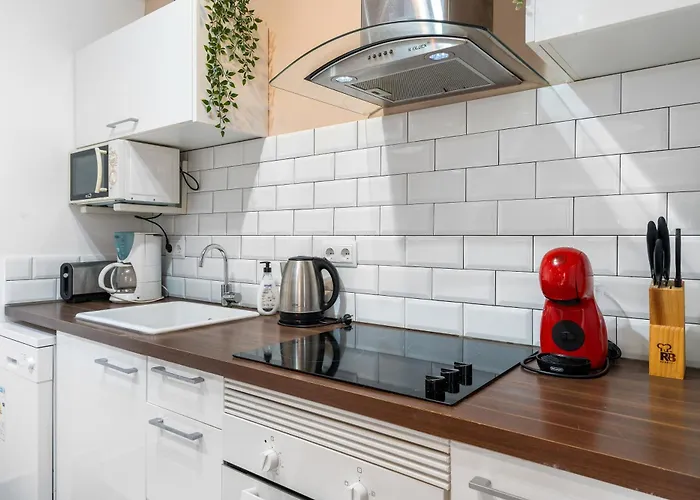 Apartamento Sunny Retro Flat Balcony In Poble Sec Barcelona